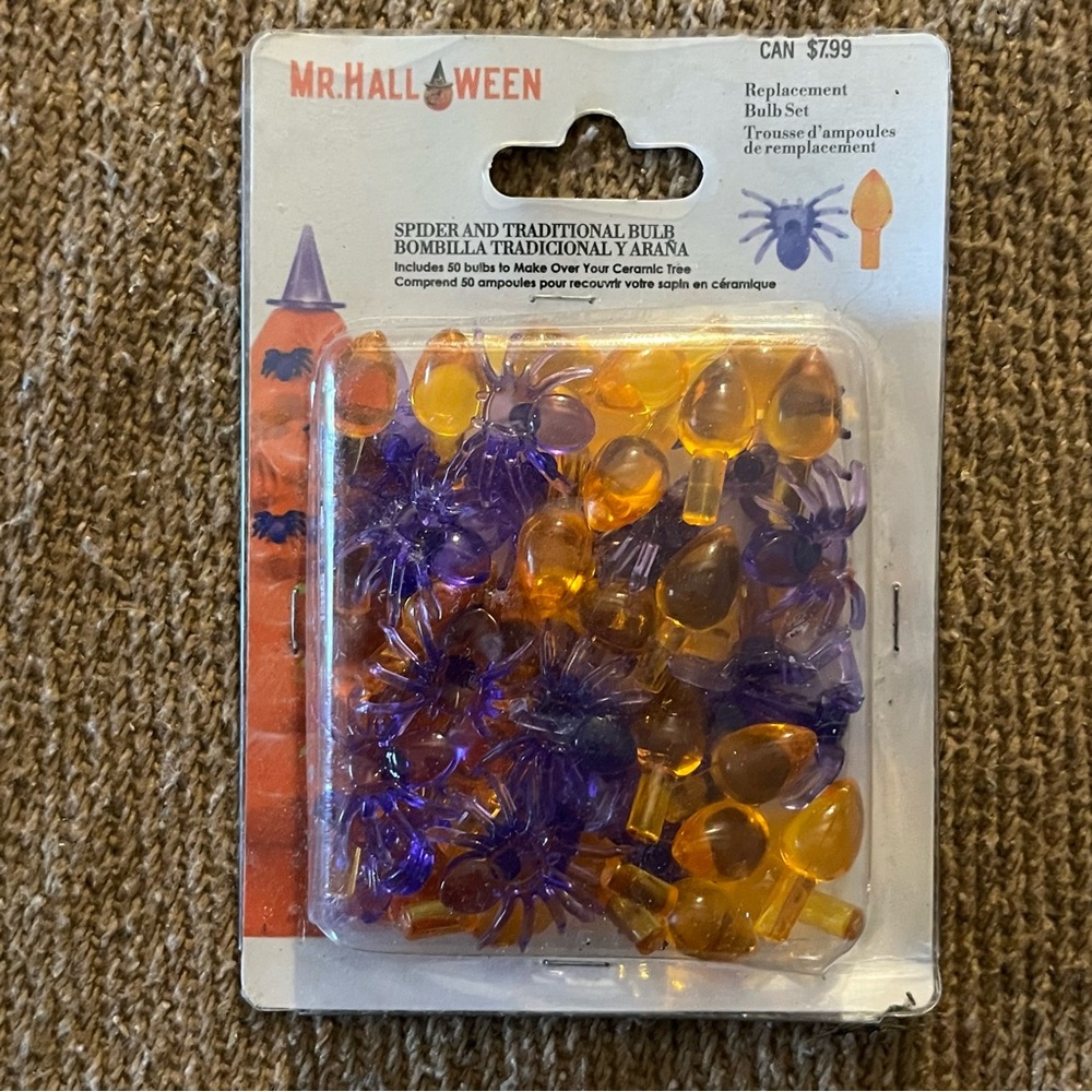 50 Mr. Halloween Spider Purple Orange Ceramic Tree Replacement Flame Peg Bulbs